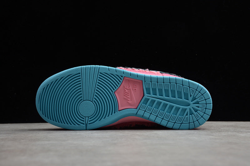 NIKE DUNK LOW X GRATEFUL DEAD PINK BEAR PINK/BLUE