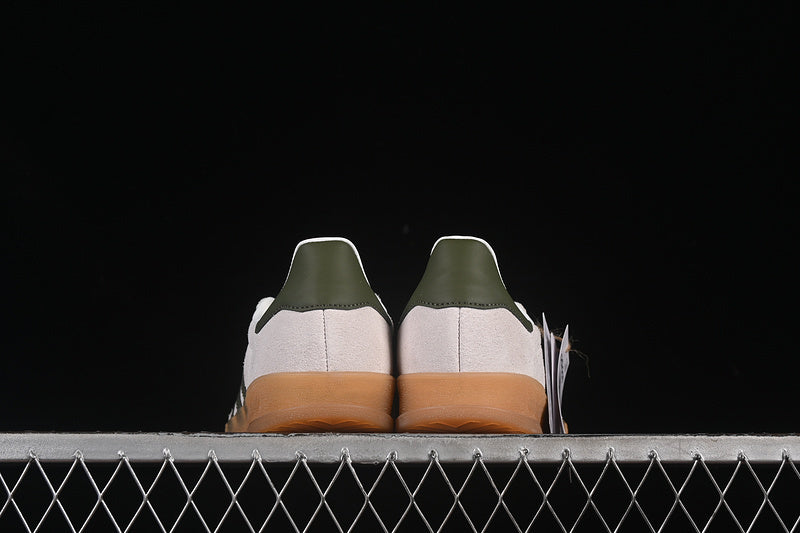 ORIGINALS GAZELLE INDOOR CLOUD WHITE/OLIVE STRATA/GOLD METALLIC