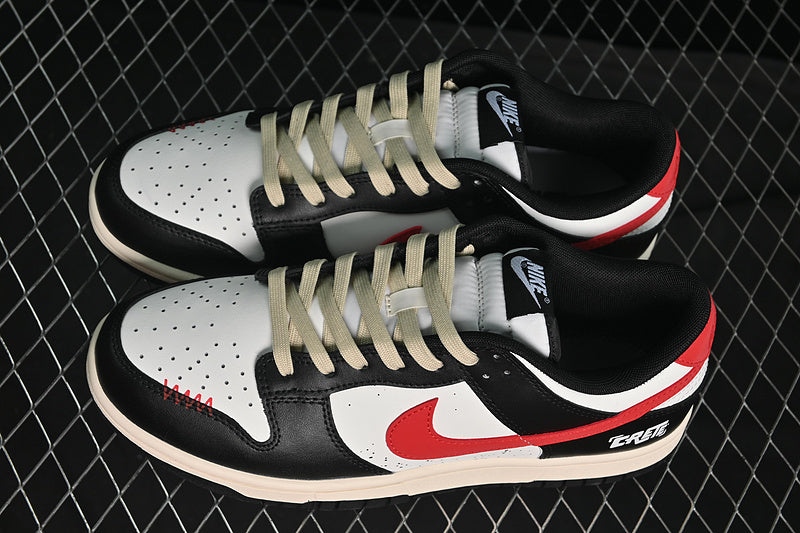 SB DUNK LOW WHITE/BLACK/RED