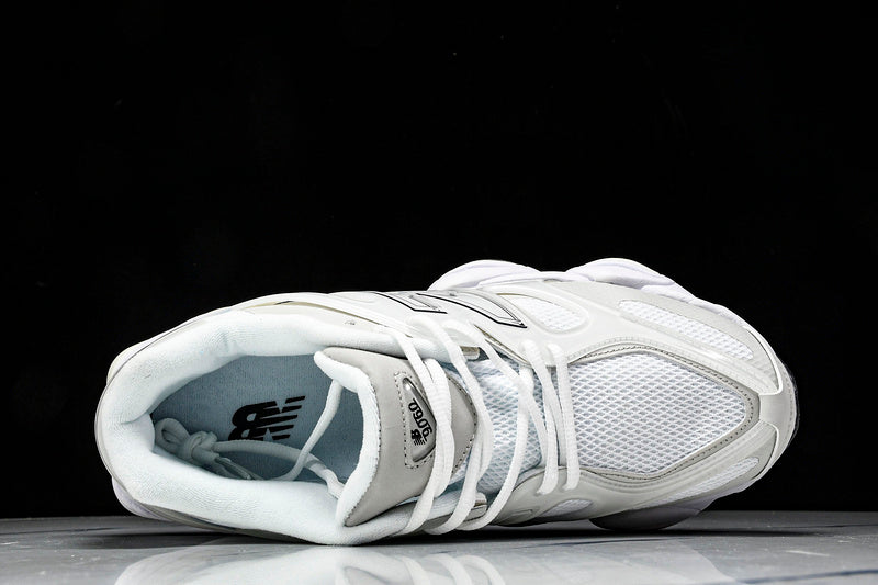 NEW BALANCE 9060 BEIGE/WHITE/GREY