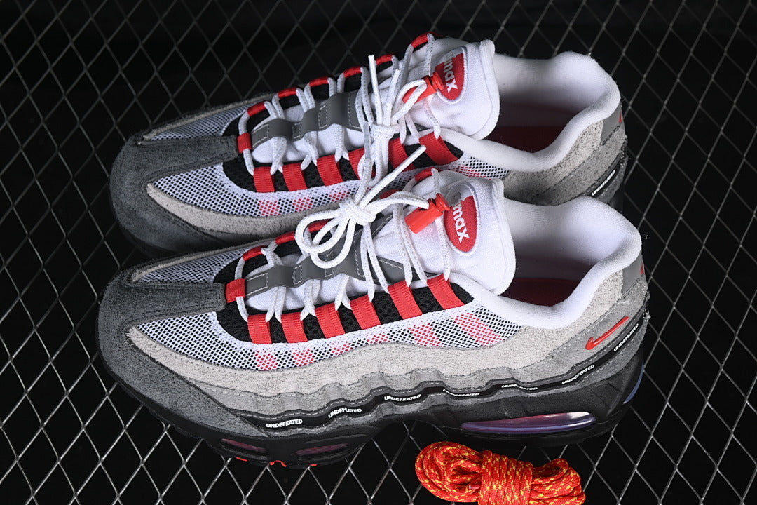 AIR MAX 95 SP BLACK/BRIGHT CRIMSON/PEARL GREY/LIGHT CHARCOAL