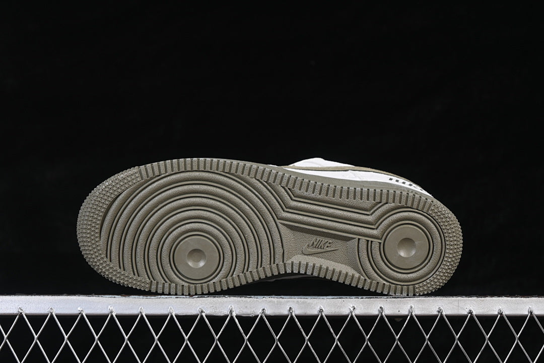 AIR FORCE 1 LOW 07 BEIGE/GREEN